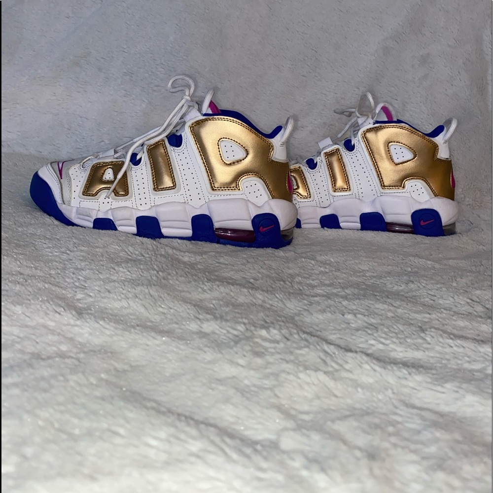 Nike More Uptempo Big Kid’s Basketball shoes